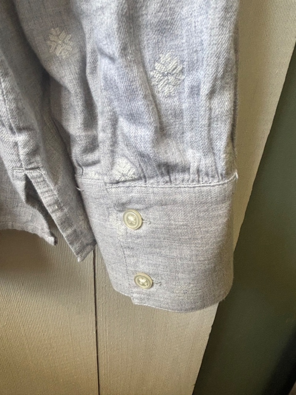 Woman’s grey loft long sleeve blouse - Picture 6 of 6